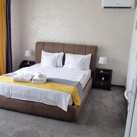 Casa Sonia Hotell Târgu Jiu Eksteriør bilde