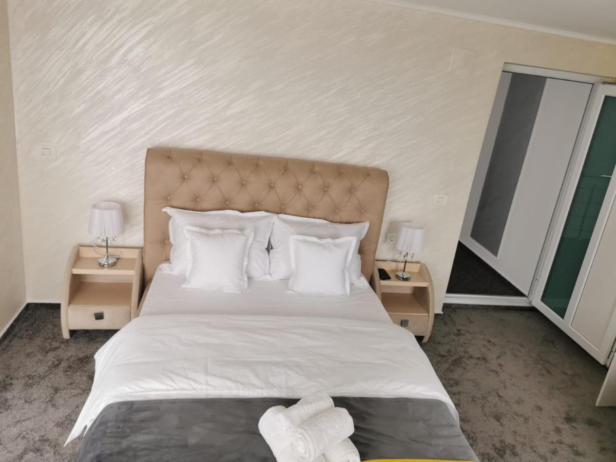 Casa Sonia Hotell Târgu Jiu Eksteriør bilde