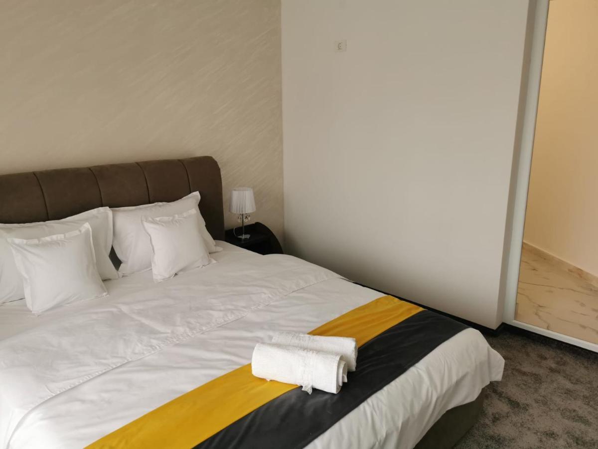 Casa Sonia Hotell Târgu Jiu Eksteriør bilde
