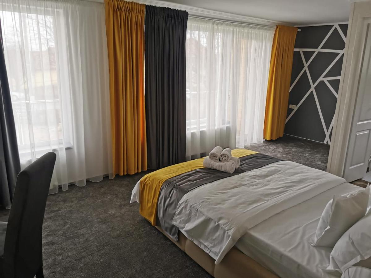 Casa Sonia Hotell Târgu Jiu Eksteriør bilde