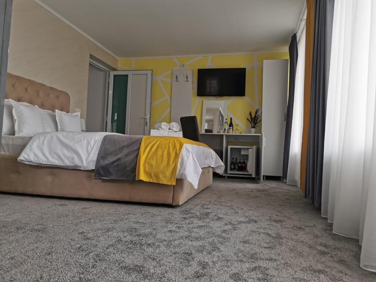 Casa Sonia Hotell Târgu Jiu Eksteriør bilde