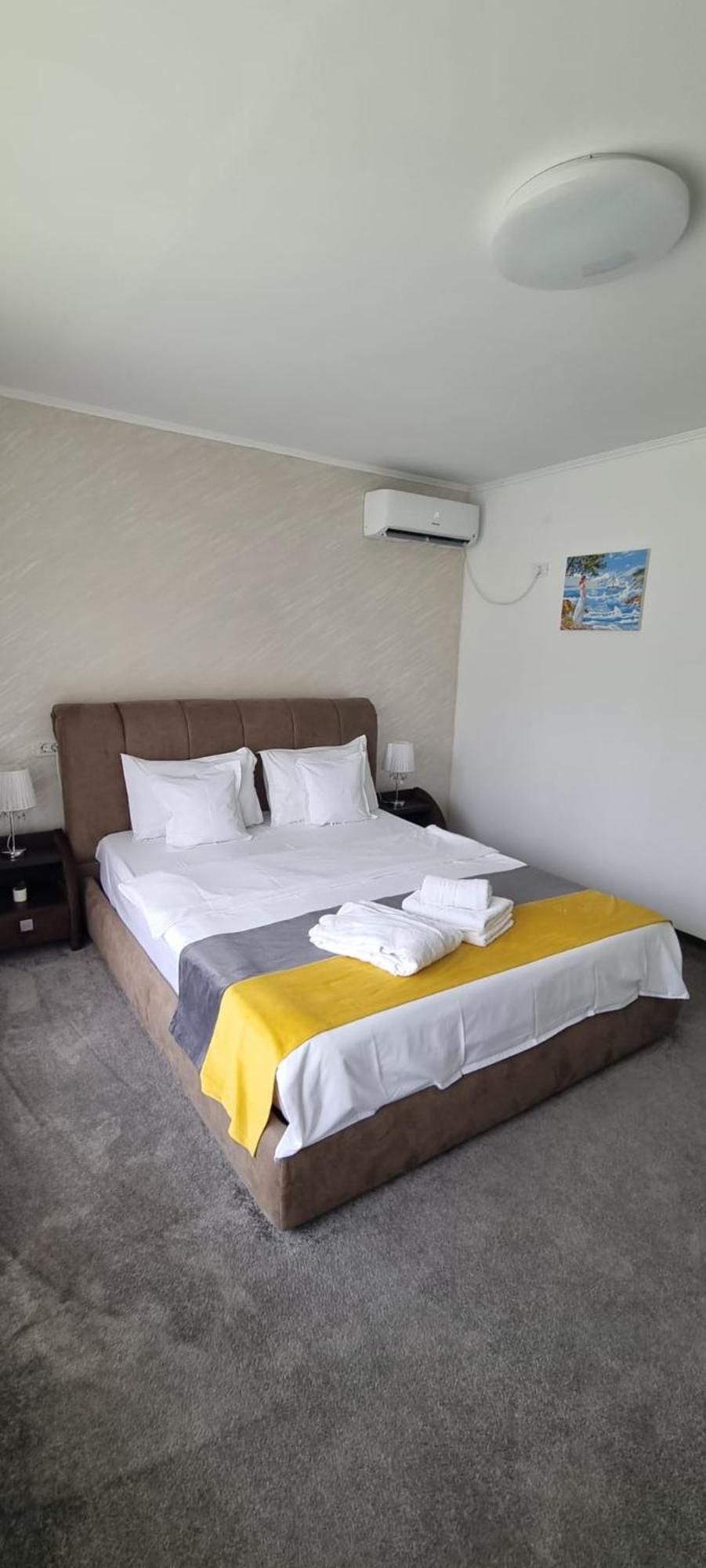Casa Sonia Hotell Târgu Jiu Eksteriør bilde