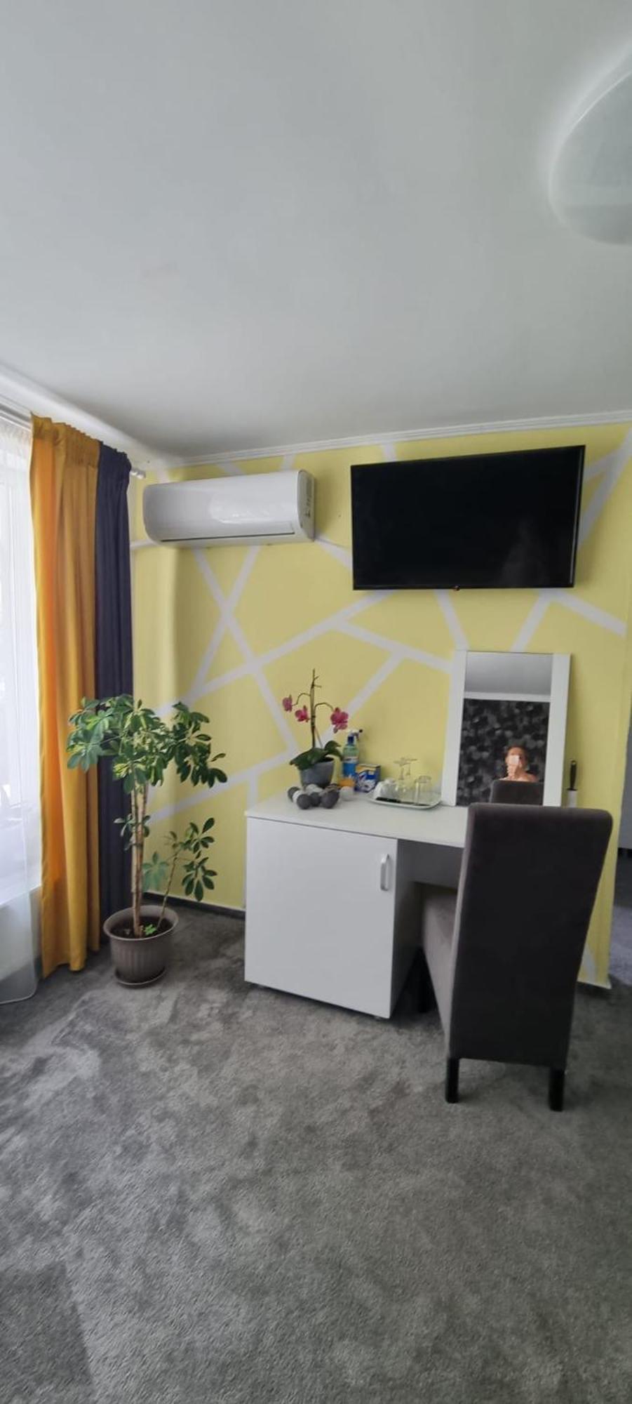 Casa Sonia Hotell Târgu Jiu Eksteriør bilde