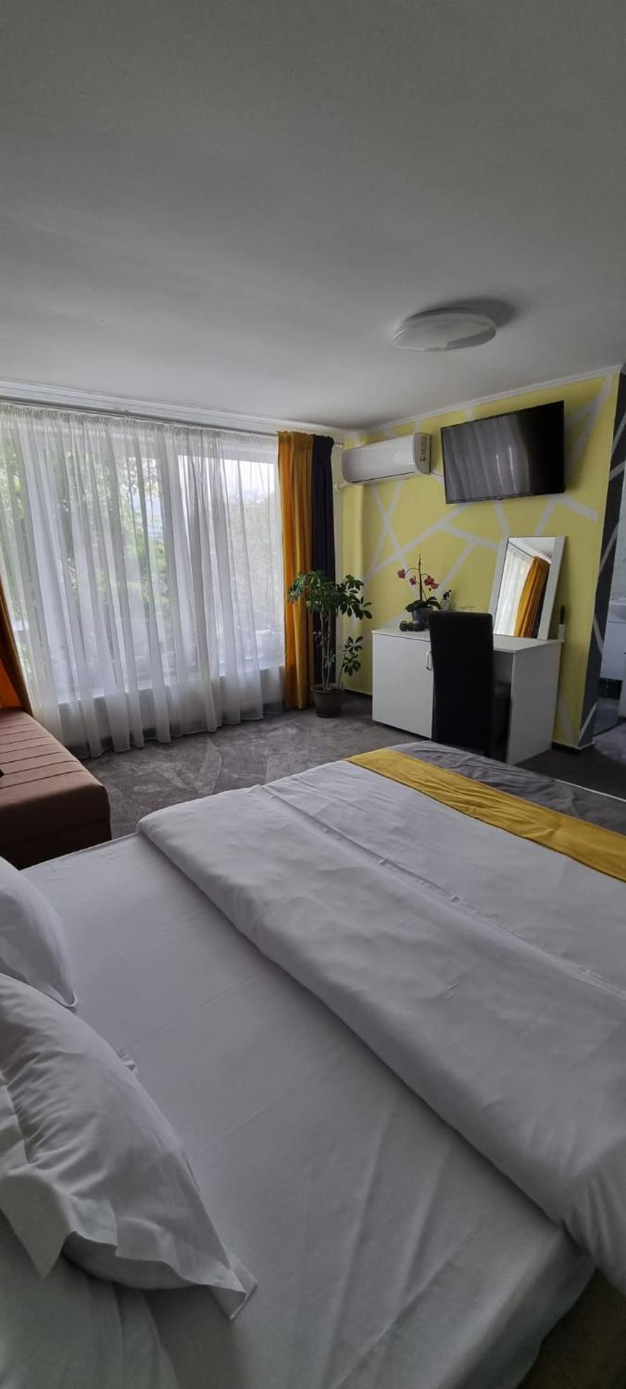 Casa Sonia Hotell Târgu Jiu Eksteriør bilde