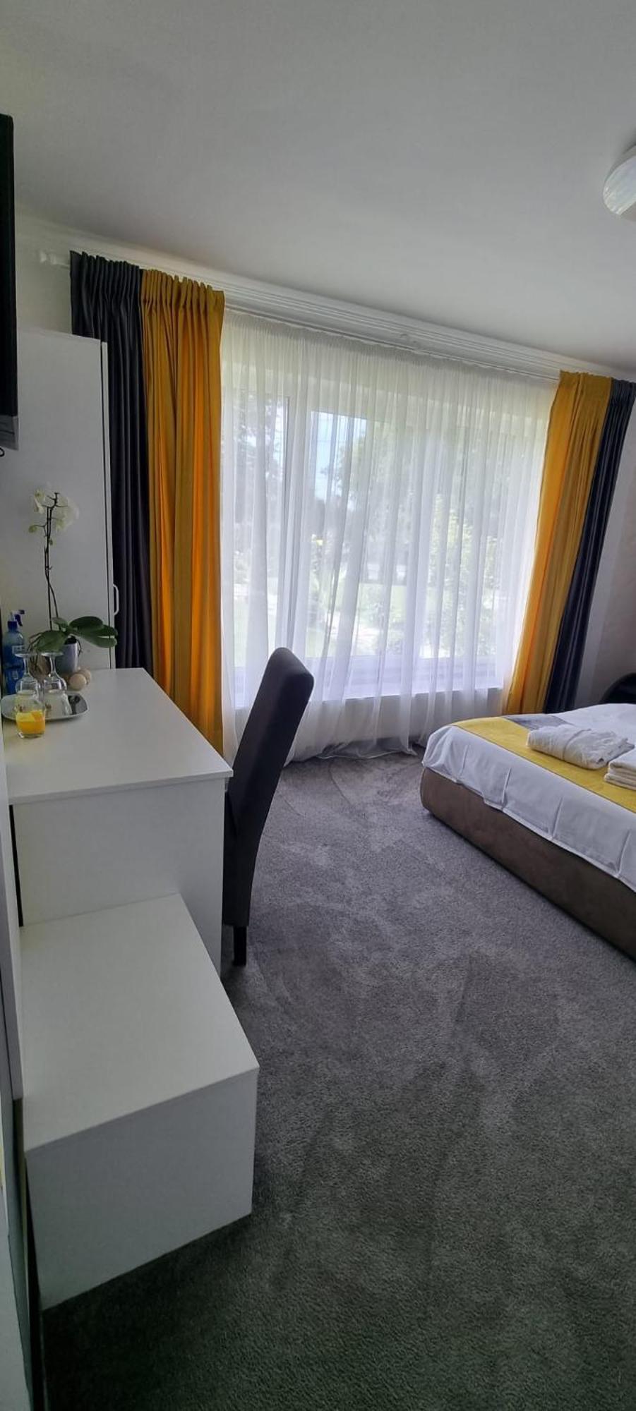 Casa Sonia Hotell Târgu Jiu Eksteriør bilde